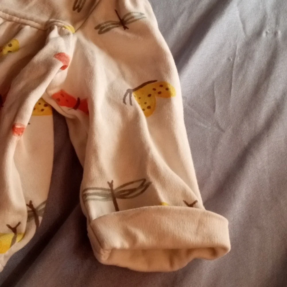 Carter's 3 Months Baby Girls Zip Up Hoodie with Butterfly design - Picture 5 of 8